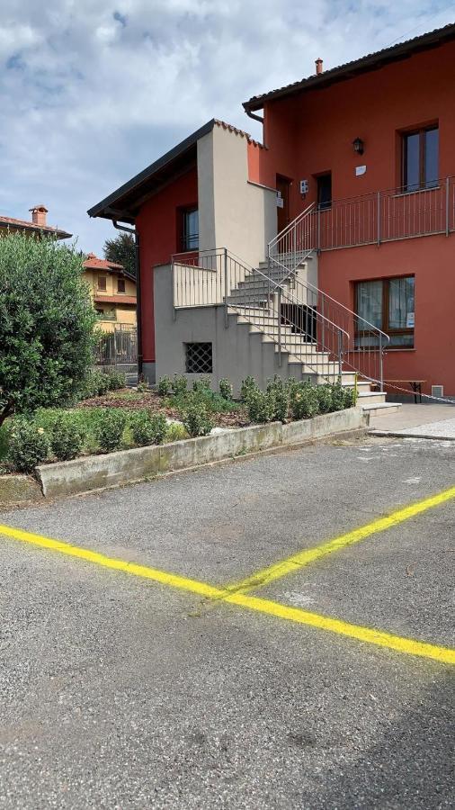 Borghetto Airport/Hospital Bed and Breakfast Bergamo Buitenkant foto