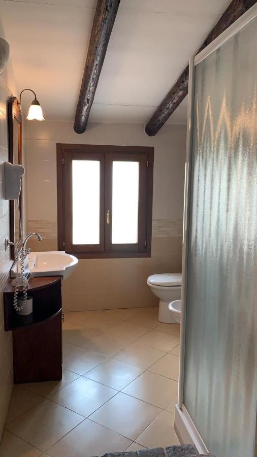 Borghetto Airport/Hospital Bed and Breakfast Bergamo Buitenkant foto