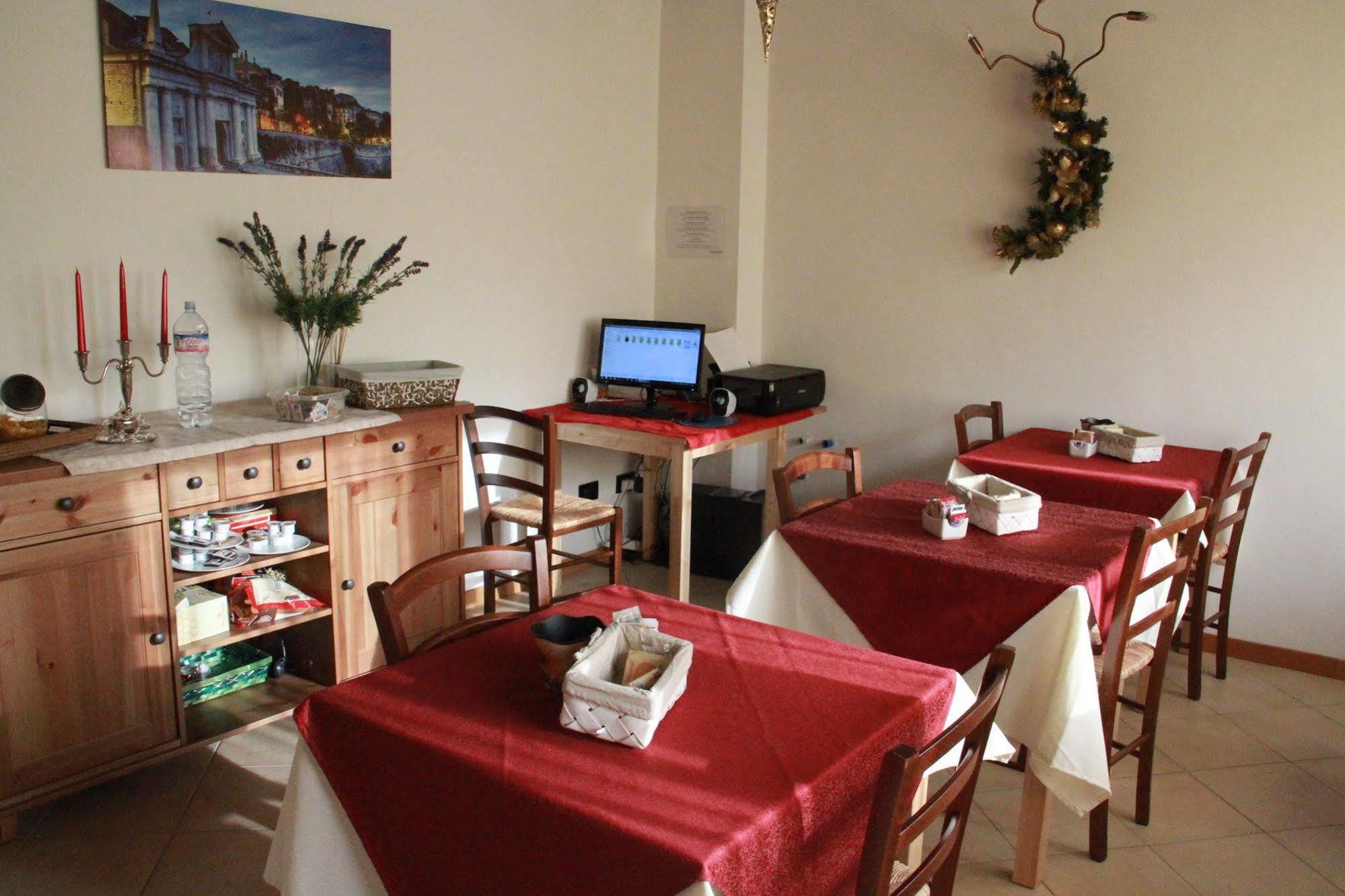 Borghetto Airport/Hospital Bed and Breakfast Bergamo Buitenkant foto