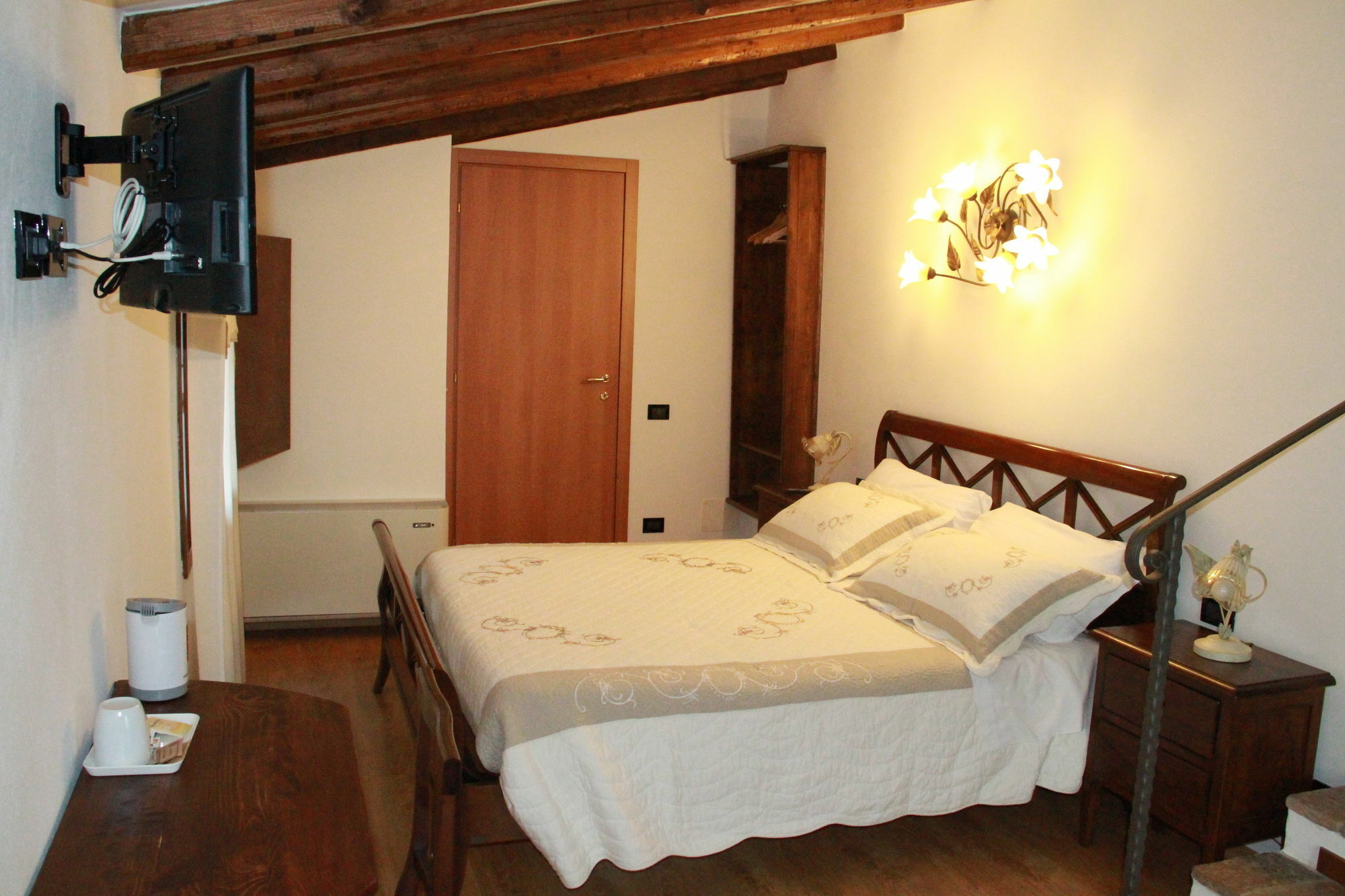 Borghetto Airport/Hospital Bed and Breakfast Bergamo Buitenkant foto
